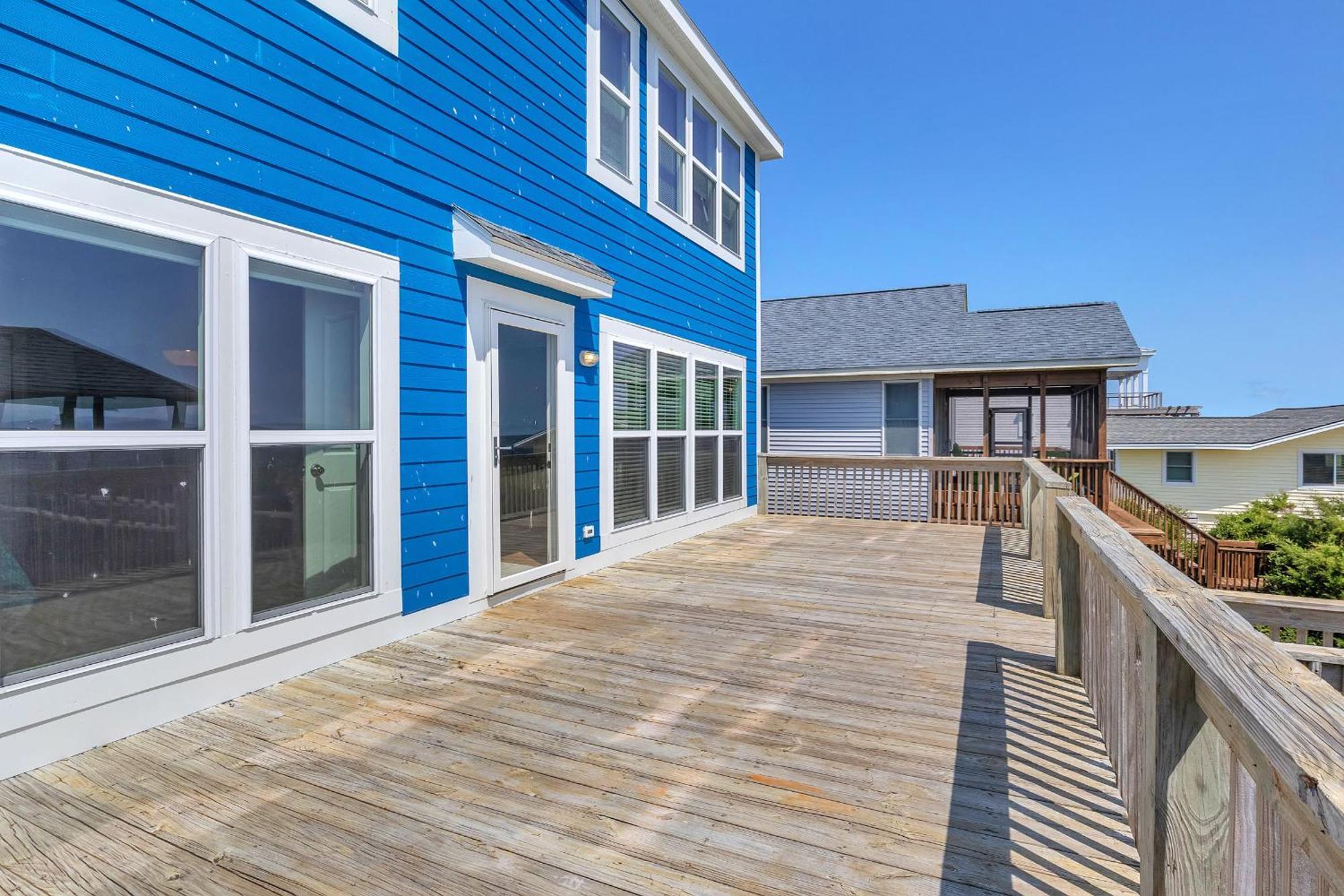 Surf Watch By Oak Island Accommodations Exterior photo