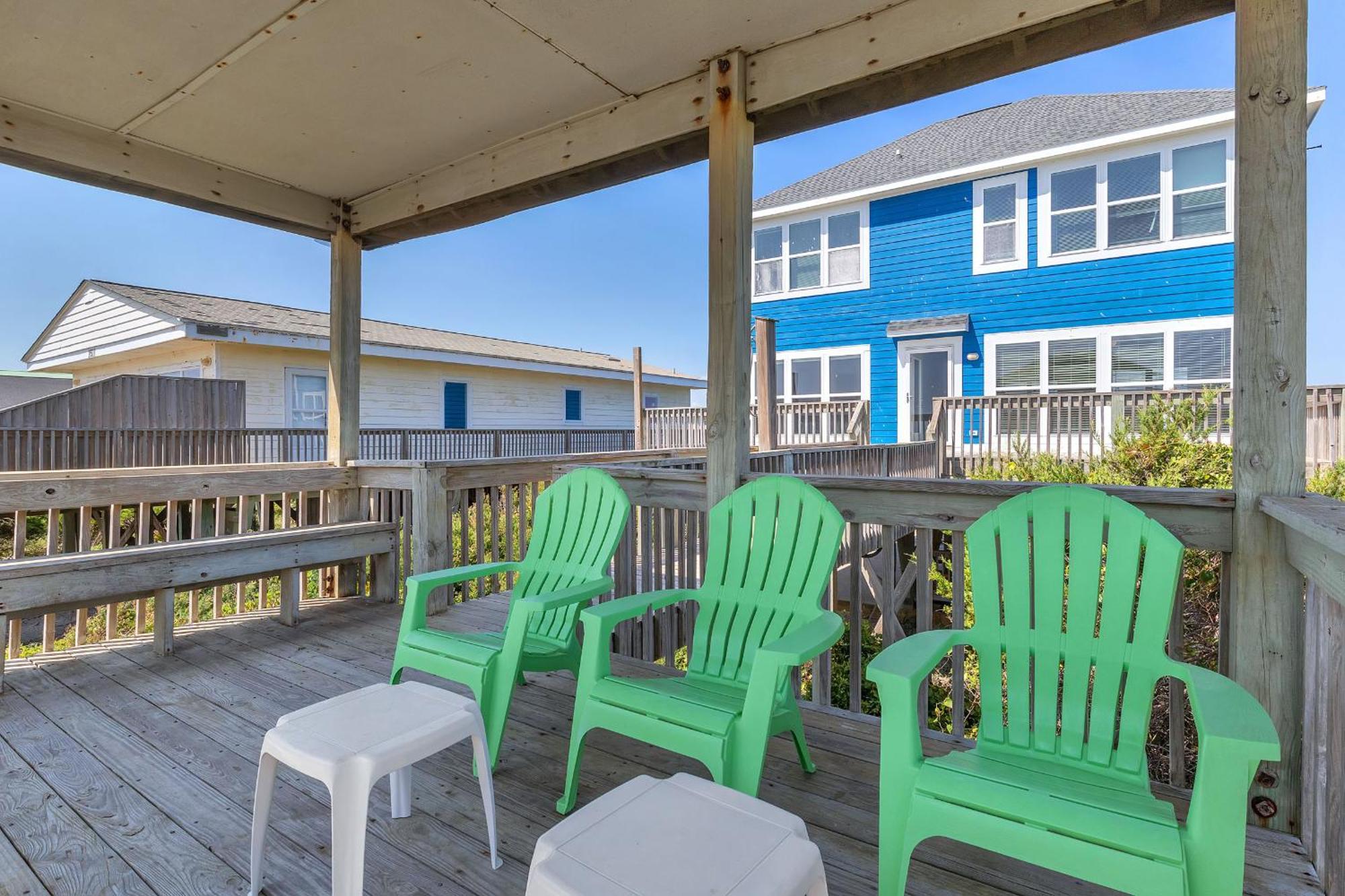 Surf Watch By Oak Island Accommodations Exterior photo